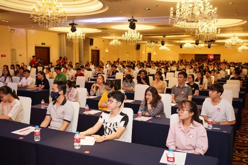 Anh Ngữ Ms Hoa tổ chức cuộc thi TOEIC miễn phí cho gần 1000 thí sinh