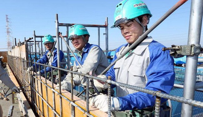 Nhật Bản dỡ bỏ hoàn toàn tình trạng khẩn cấp trên toàn quốc