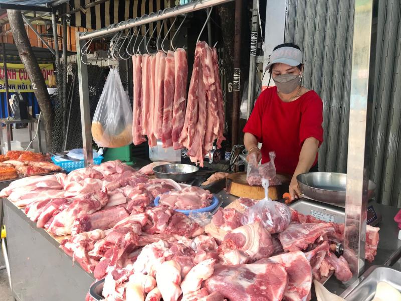 Phó Thủ tướng Chính phủ Lê Minh Khái Cần thực hiện các biện pháp bình ổn giá thịt lợn