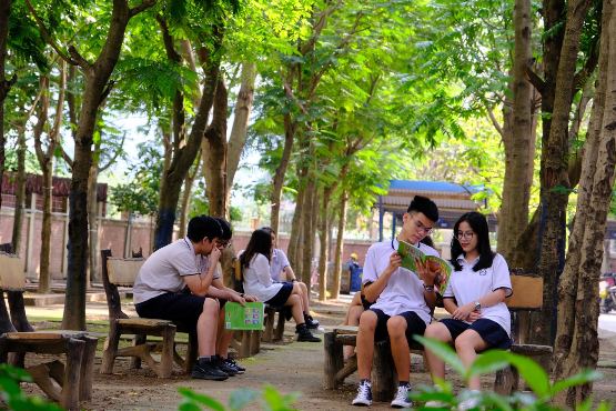 ''Quỹ 1 triệu cây xanh cho Việt Nam'': Lan tỏa tình yêu thiên nhiên, môi trường đến với học sinh