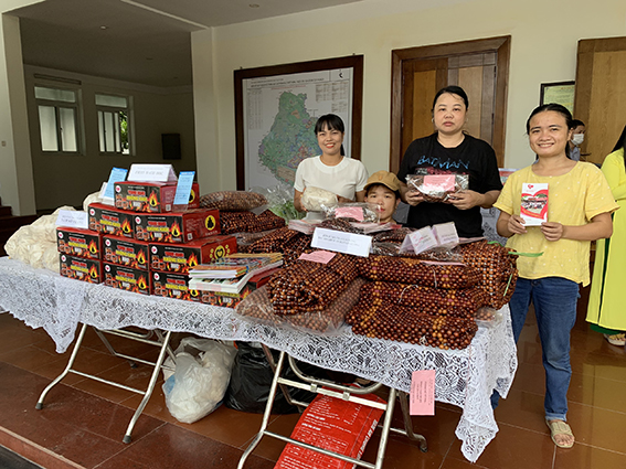 Lan tỏa Trái tim hồng