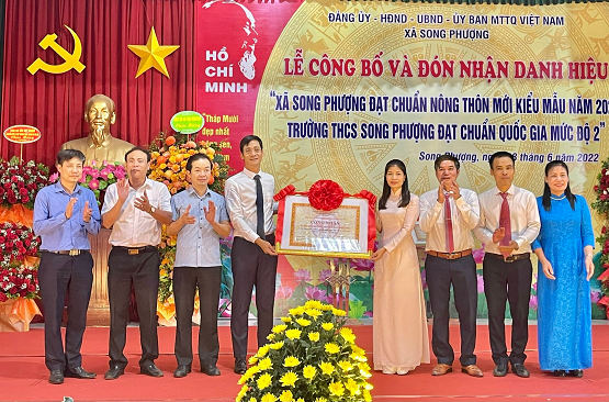 Hà Nội:  Xã Song Phượng đón nhận danh hiệu xã đạt chuẩn Nông thôn mới kiểu mẫu