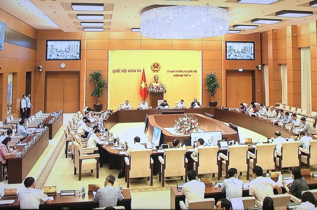 Ủy ban Thường vụ Quốc hội: Bế mạc phiên họp thứ 14