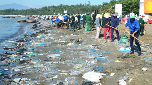 Ô nhiễm biển từ rác thải nhựa