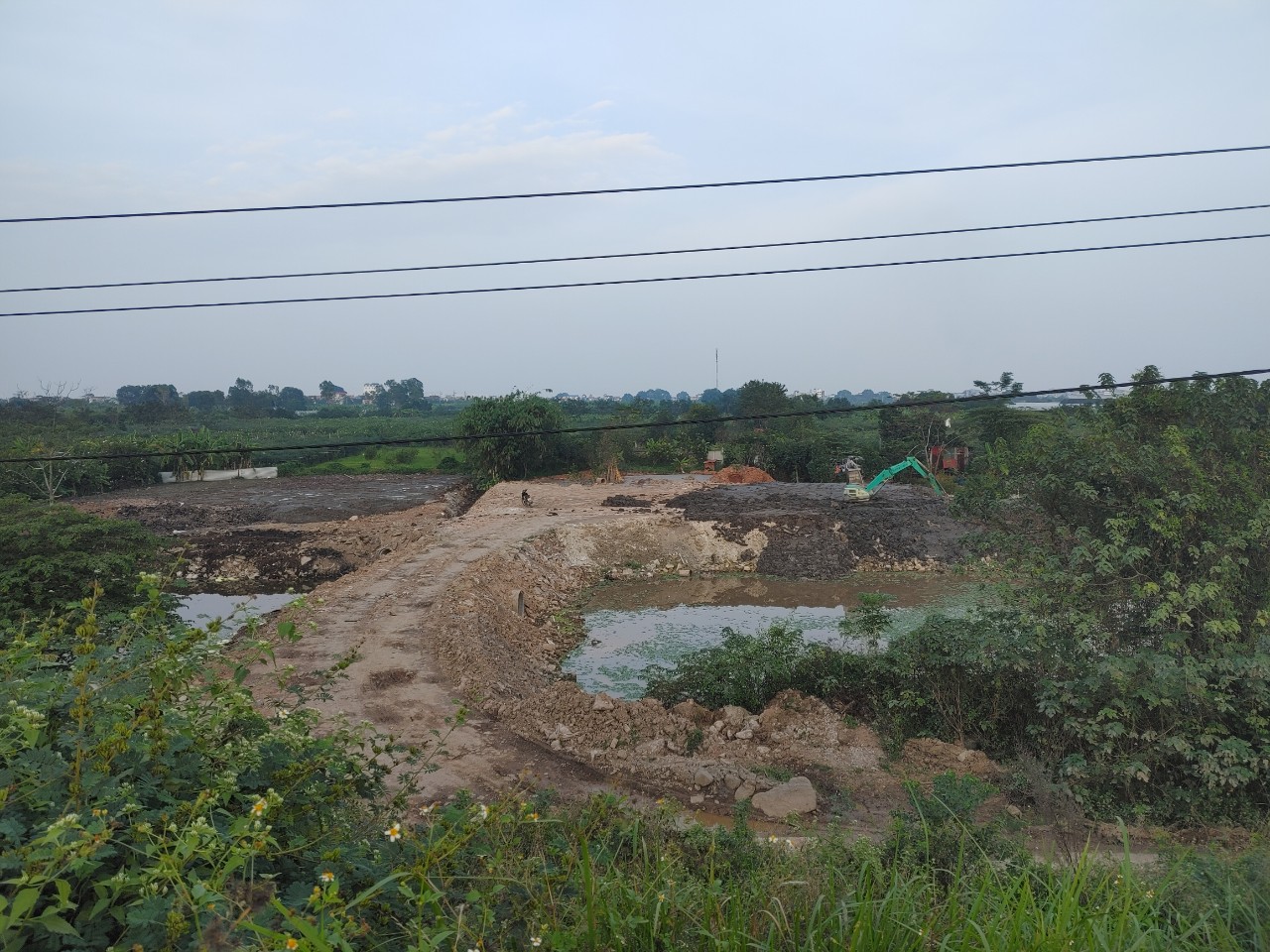 Xã Thanh Cao, Thanh Oai: Chôn lấp chất thải trên hàng nghìn m2 đất nông nghiệp