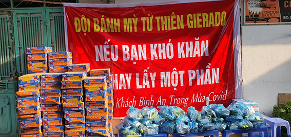 Đội bánh mỳ Gierado - Trao yêu thương thầm lặng giữa mùa dịch