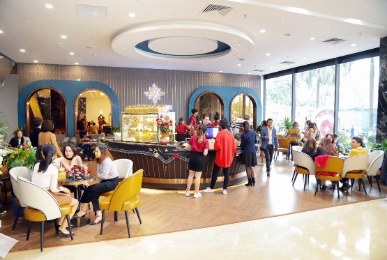 S- Plus Coffee chính thức khai trương: Mê mẩn một không gian cà phê đẳng cấp