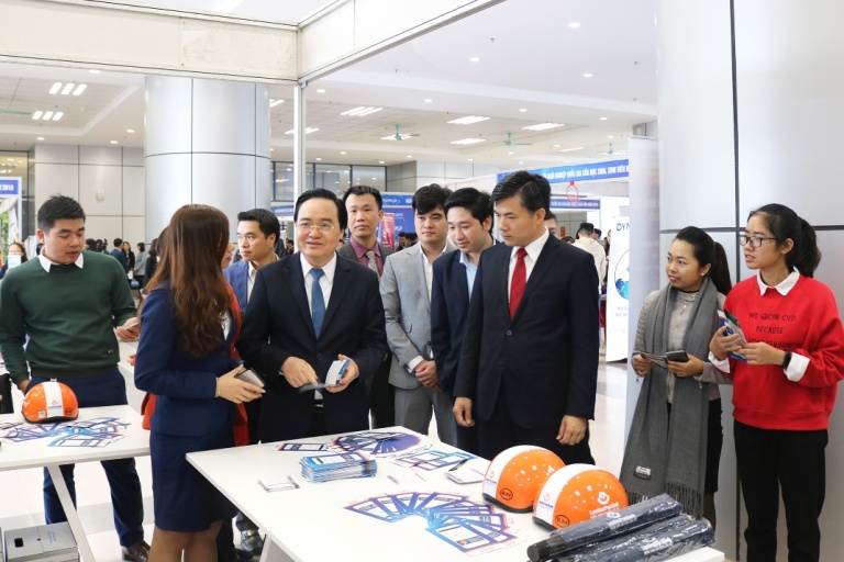 LienVietPostBank đồng hành cùng Ngày hội Khởi nghiệp Quốc gia của học sinh, sinh viên 2018