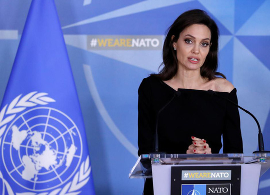 Angelina Jolie kêu gọi ngừng bạo lực tình dục vùng chiến